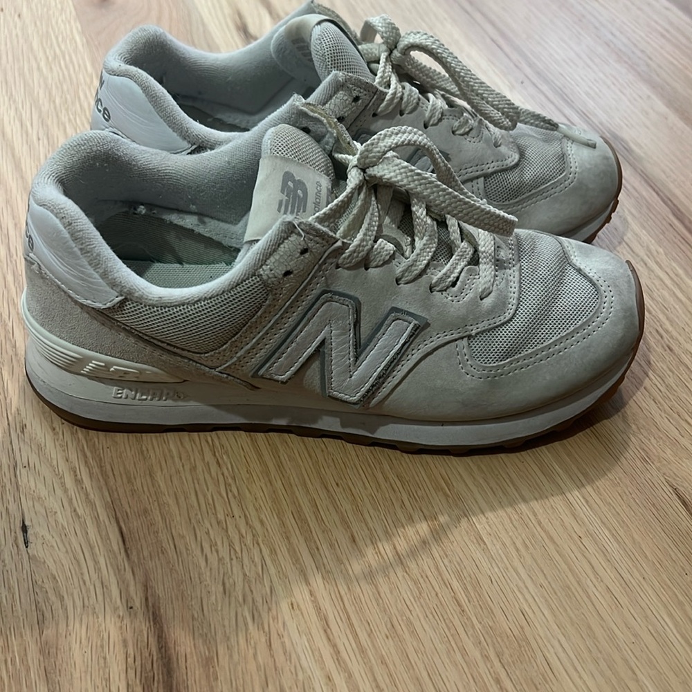 New Balance 574 sneakers